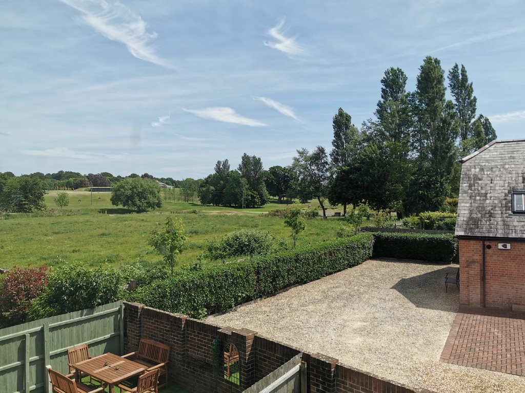  Edwards Estate Agents