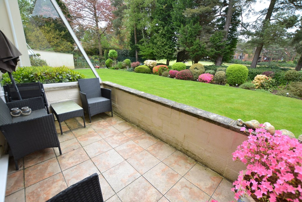 Aldridge Road, Ferndown Edwards Estate Agents