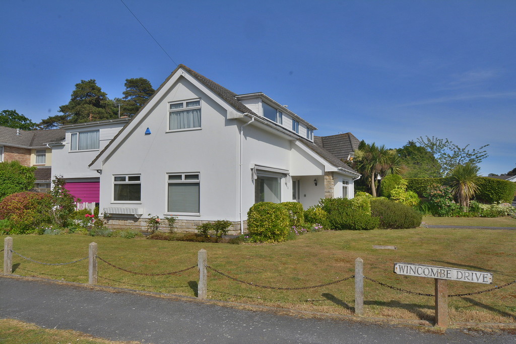  Edwards Estate Agents