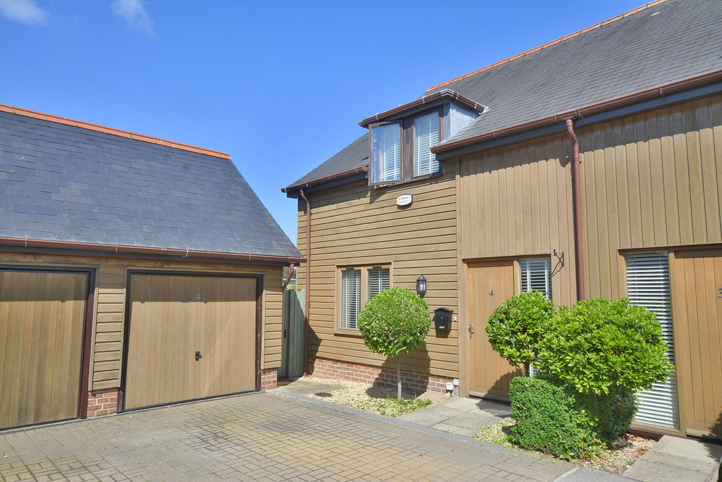  Edwards Estate Agents