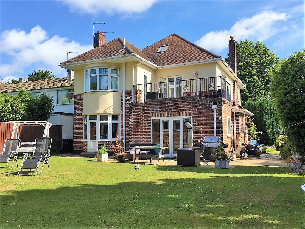 Littledown, Bournemouth, Dorset, BH7 Edwards Estate Agents