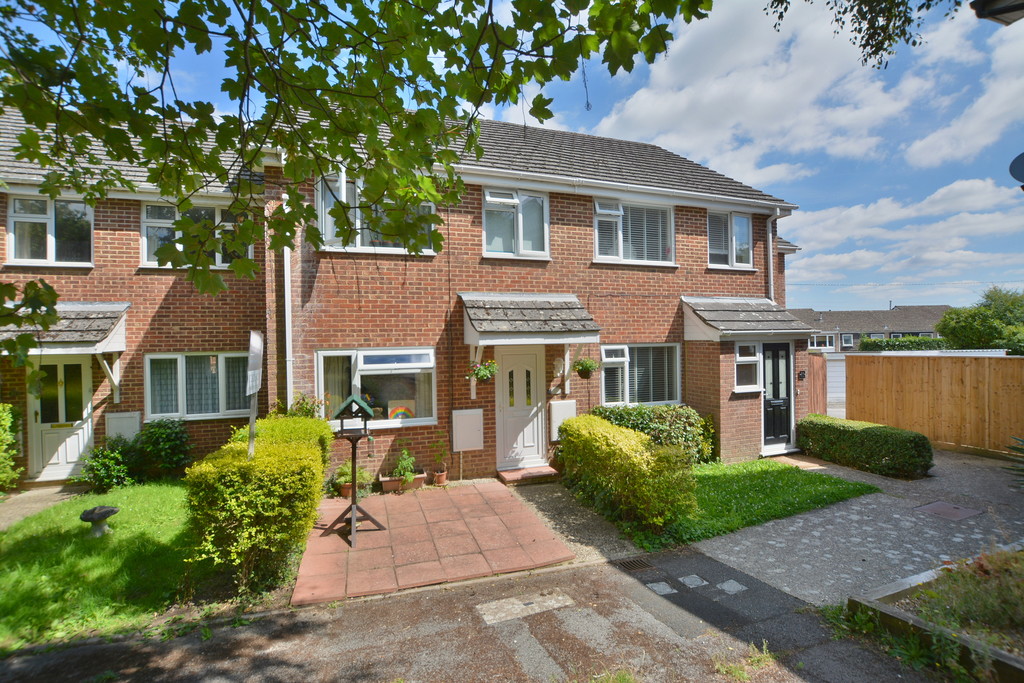 Harness Close, Wimborne Edwards Estate Agents