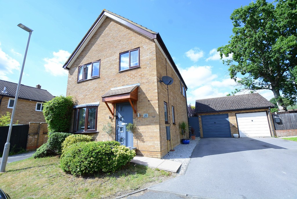 Brook Drive, Verwood Edwards Estate Agents