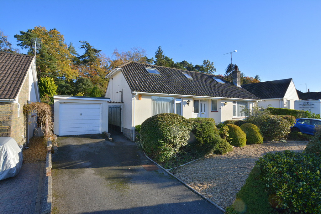 Martins Drive, Ferndown Edwards Estate Agents