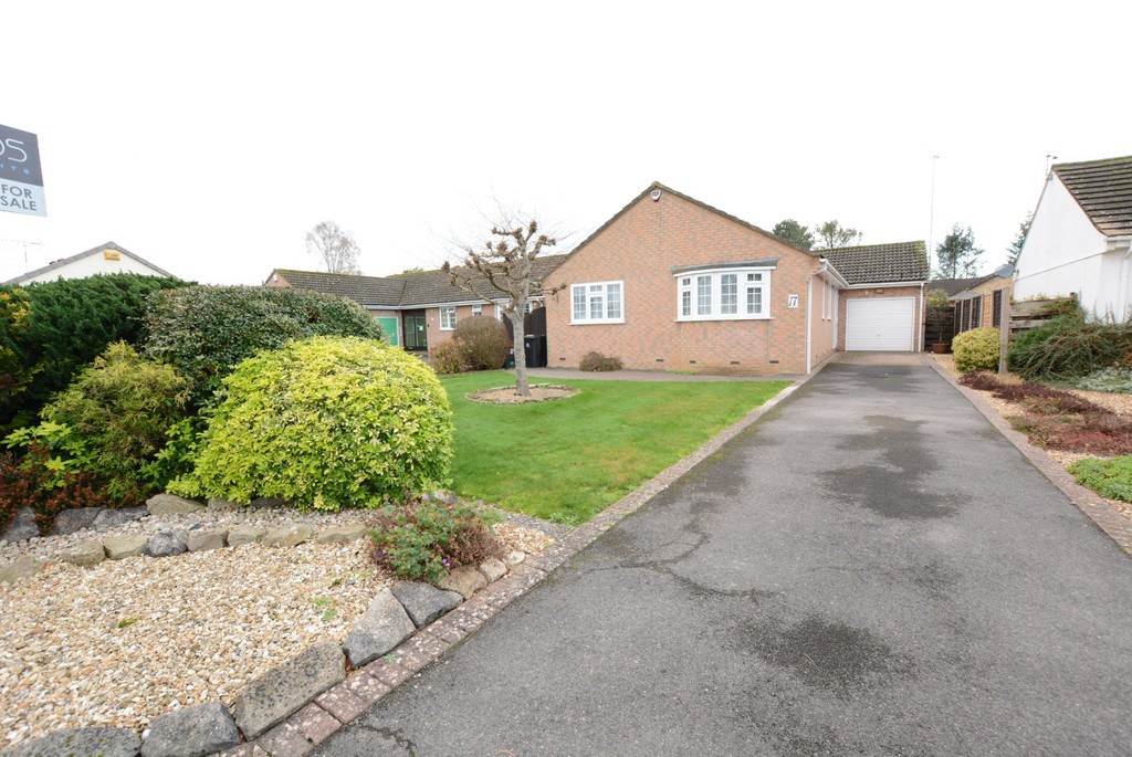 Pine Walk, Verwood Edwards Estate Agents