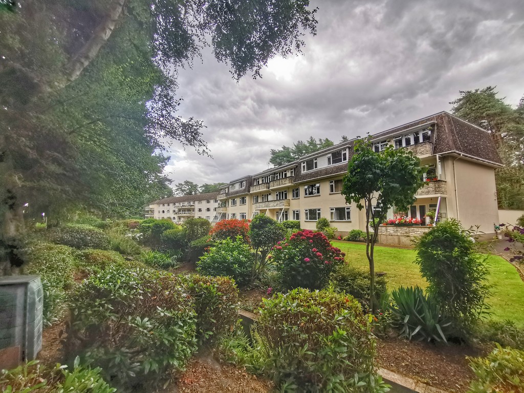 Aldridge Road, Ferndown Edwards Estate Agents