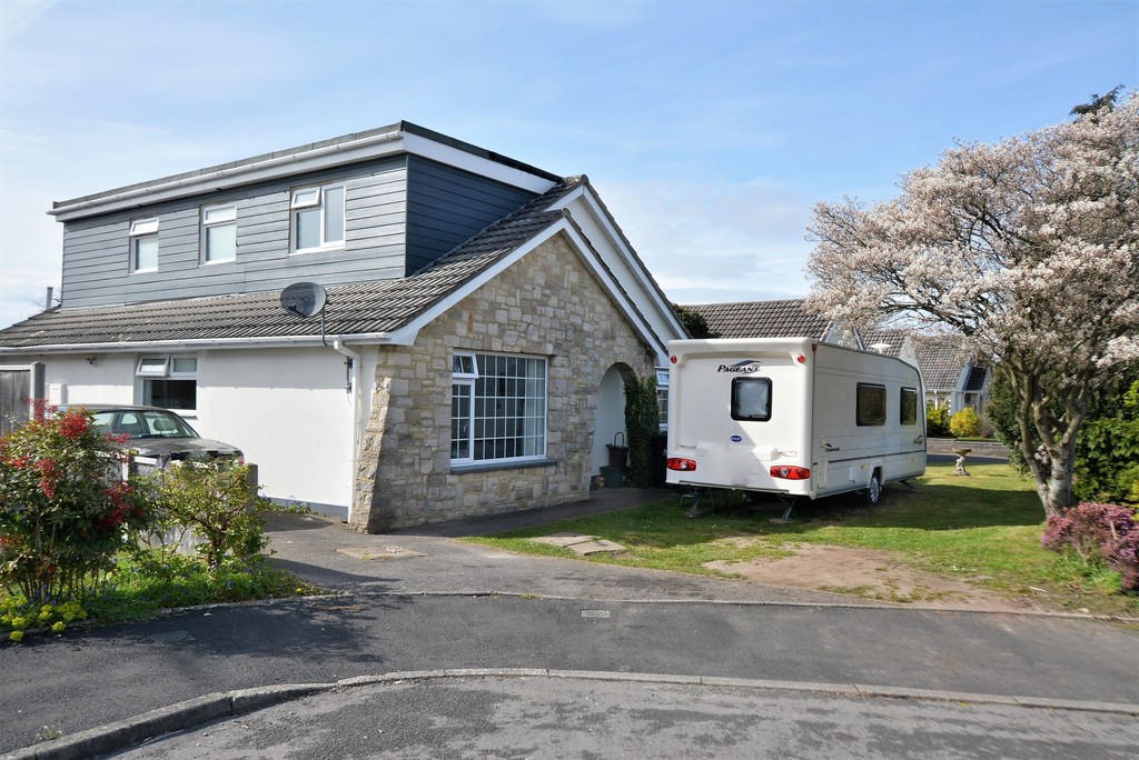 Coppice Avenue, Ferndown Edwards Estate Agents