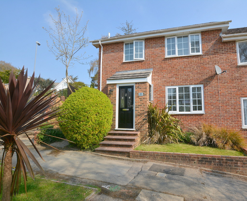 Harness Close, Wimborne Edwards Estate Agents