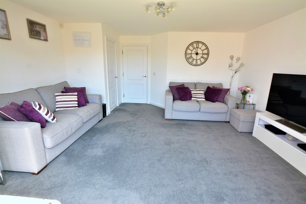 Woodland Avenue, Ferndown, Dorset Edwards Estate Agents