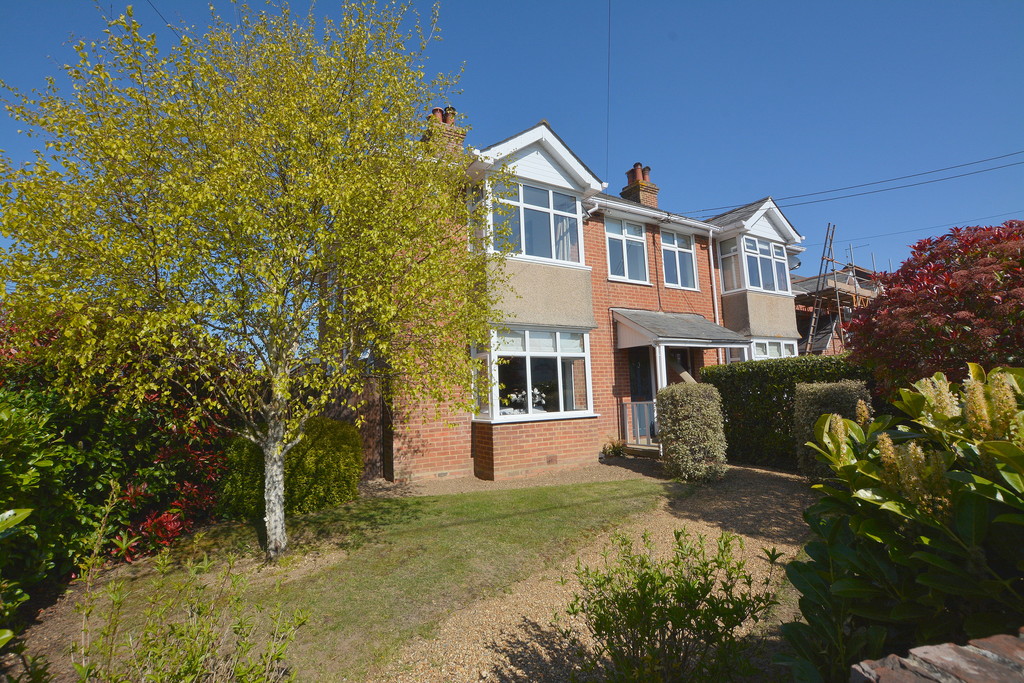 Wimborne Road, Corfe Mullen Edwards Estate Agents