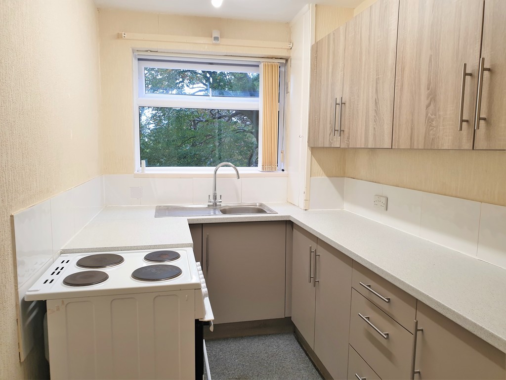 Ashley Cross, Lower Parkstone, Poole, BH14 Edwards Estate Agents