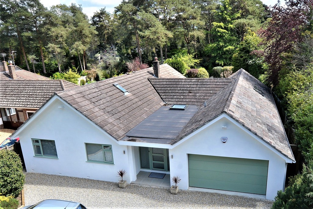 Lions Lane, Ashley Heath, Ringwood BH24 2HW Edwards Estate Agents