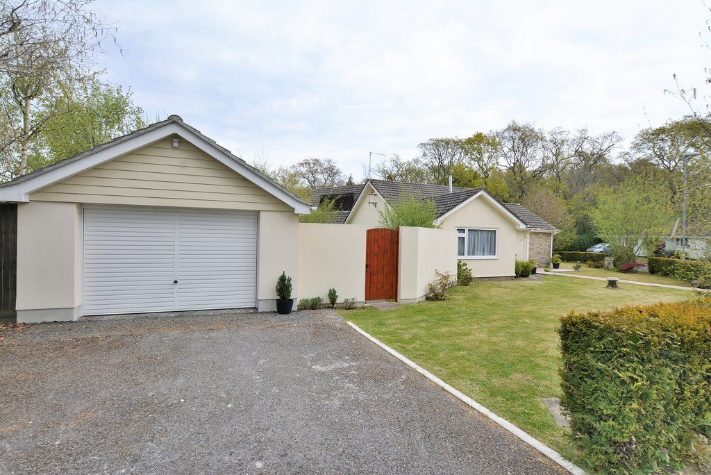 Conifer Close, West Parley, Ferndown Edwards Estate Agents