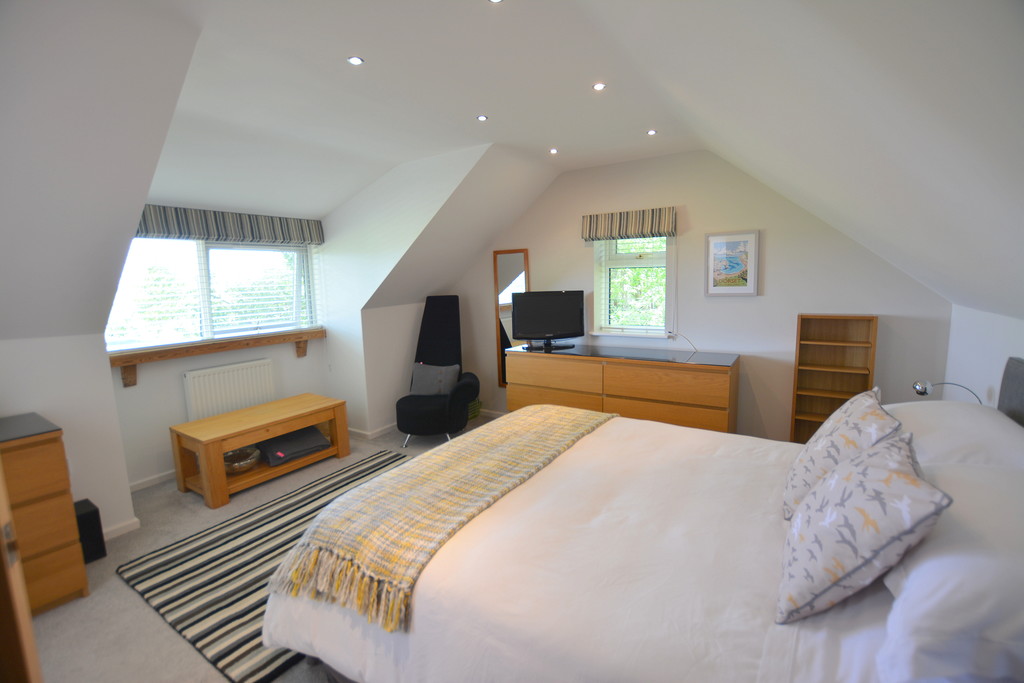 Wood Lane, Bournemouth Edwards Estate Agents