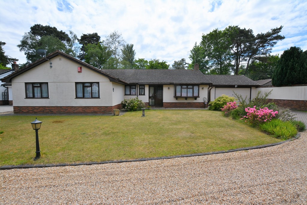 Redwood Drive, Ferndown Edwards Estate Agents