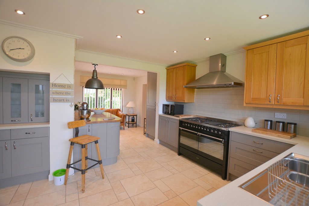 Wood Lane, Bournemouth Edwards Estate Agents