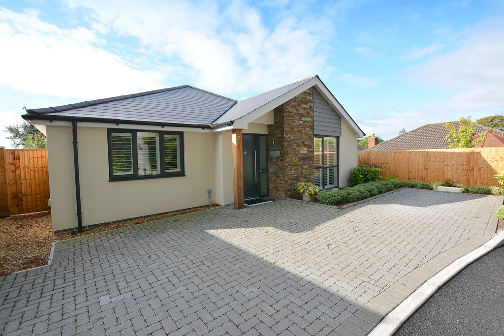 Hayes Lane, Wimborne Edwards Estate Agents