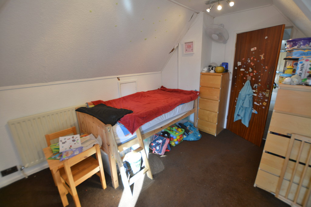 Hillside Road, Corfe Mullen, Wimborne Edwards Estate Agents