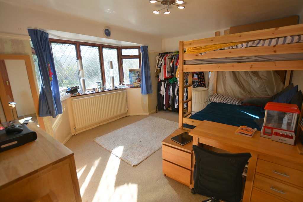 Hillside Road, Corfe Mullen, Wimborne Edwards Estate Agents