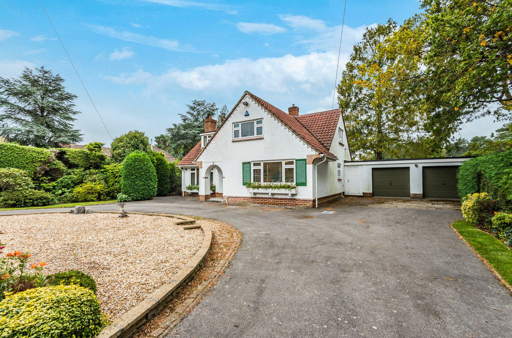 Golf Links Road, Ferndown Edwards Estate Agents