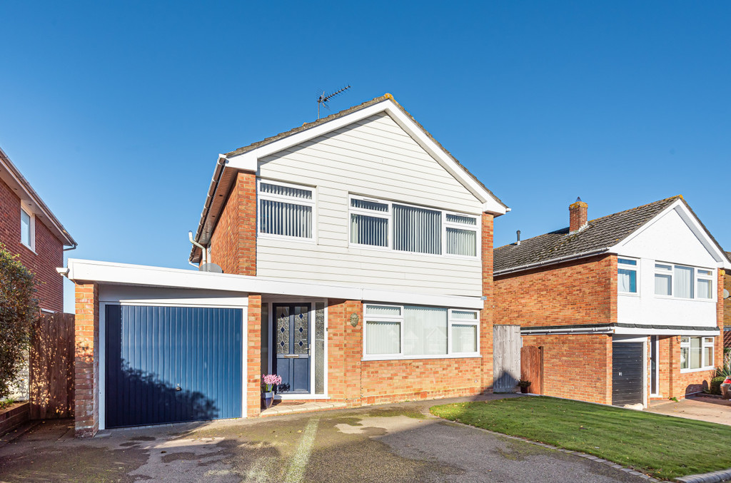 Matlock Road, Ferndown Edwards Estate Agents