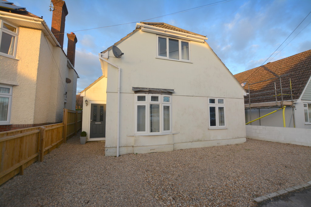 Blythe Road, Corfe Mullen Edwards Estate Agents