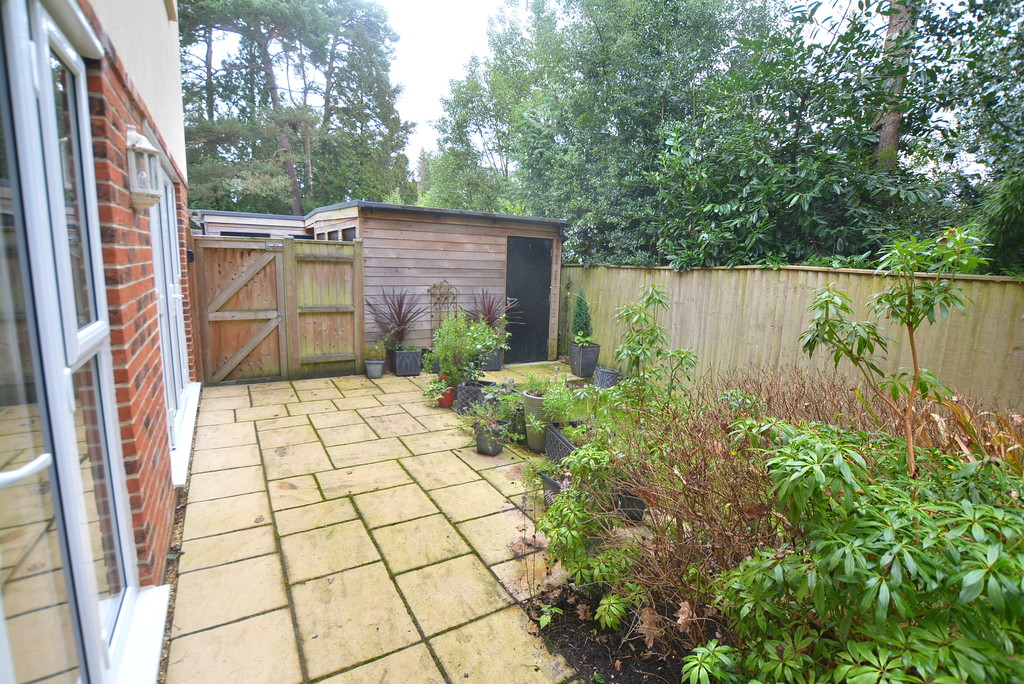 Carroll Avenue, Ferndown Edwards Estate Agents