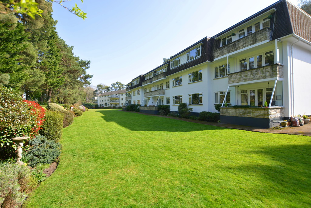 Aldridge Road, Ferndown Edwards Estate Agents