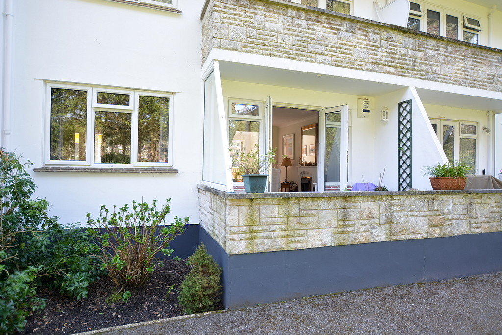 Aldridge Road, Ferndown Edwards Estate Agents