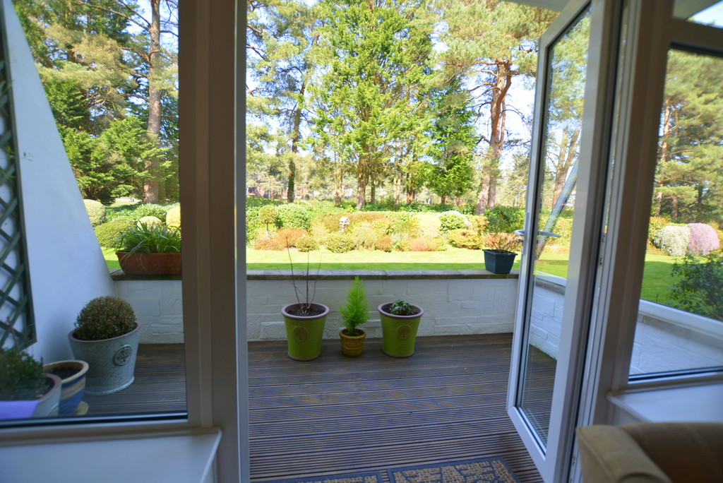 Aldridge Road, Ferndown Edwards Estate Agents