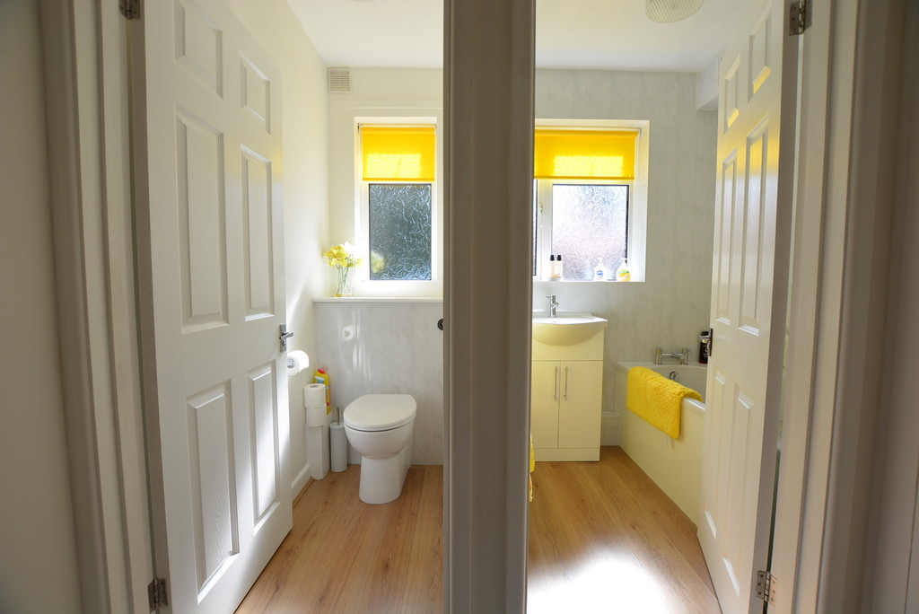 Aldridge Road, Ferndown Edwards Estate Agents