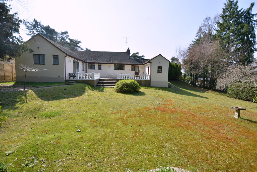 Ashley Heath, Ringwood Edwards Estate Agents