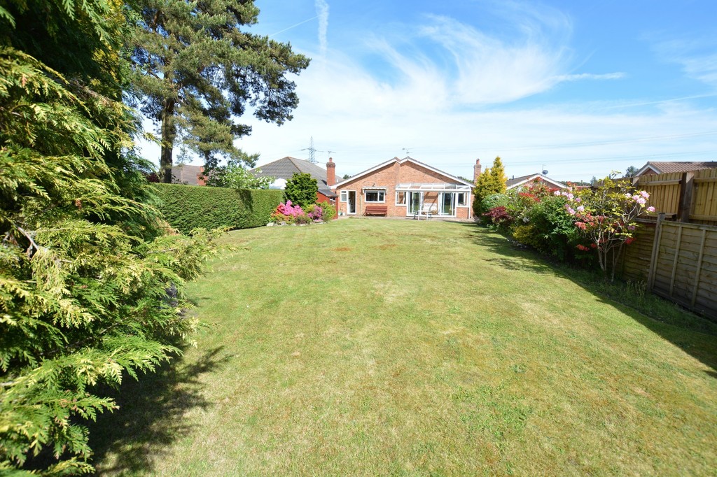 Laburnum Close, Verwood Edwards Estate Agents