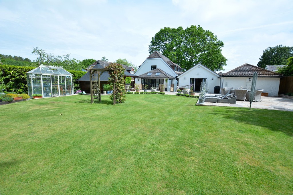 St Stephens Lane, VERWOOD Edwards Estate Agents