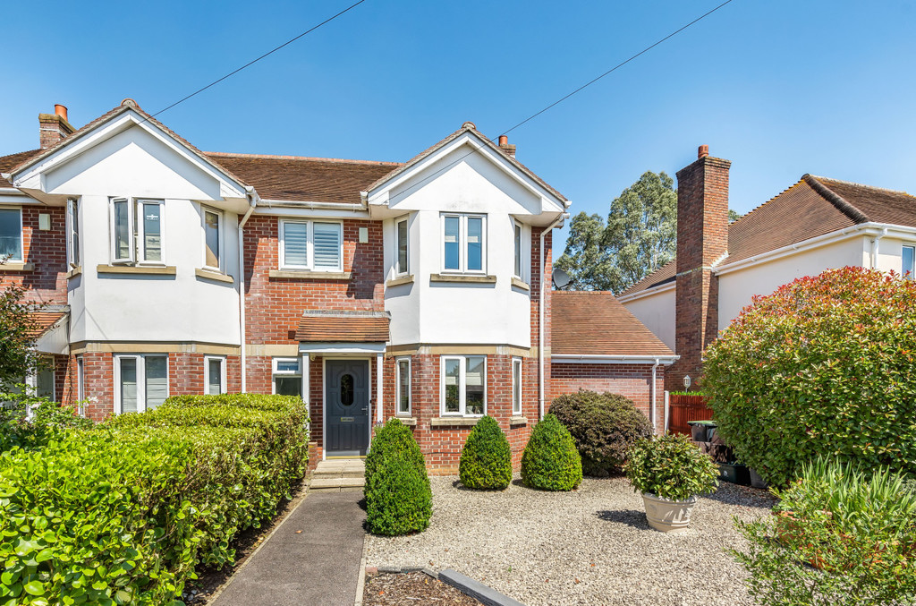 Leigh Road, Wimborne Edwards Estate Agents