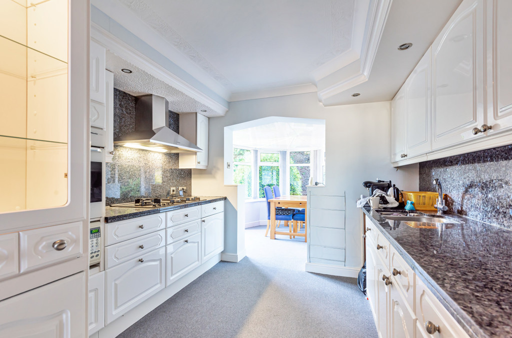 Melbury Close, Ferndown Edwards Estate Agents