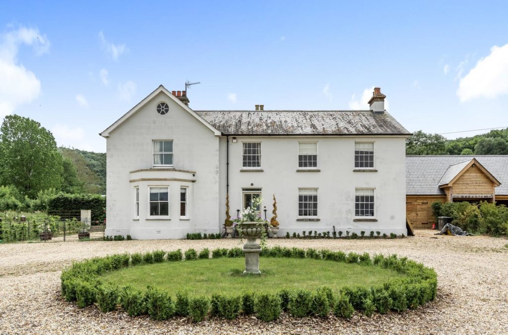 White Pit, Shillingstone, Blandford Forum Edwards Estate Agents