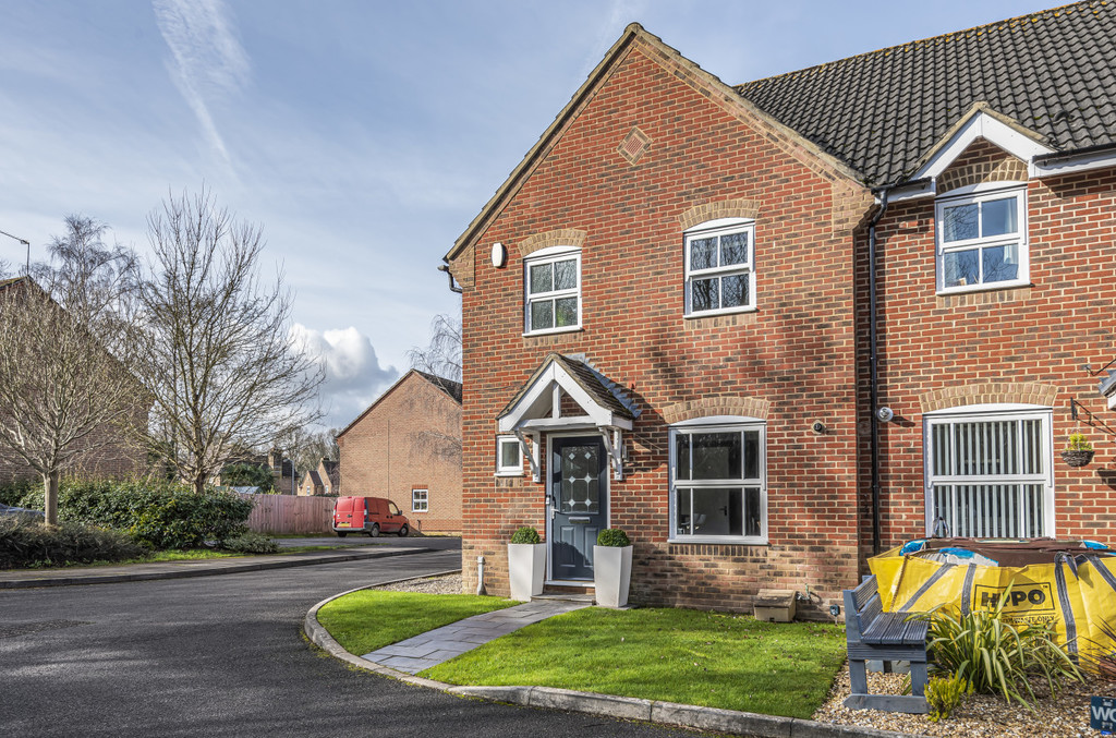 St Cleeve Way, Ferndown Edwards Estate Agents