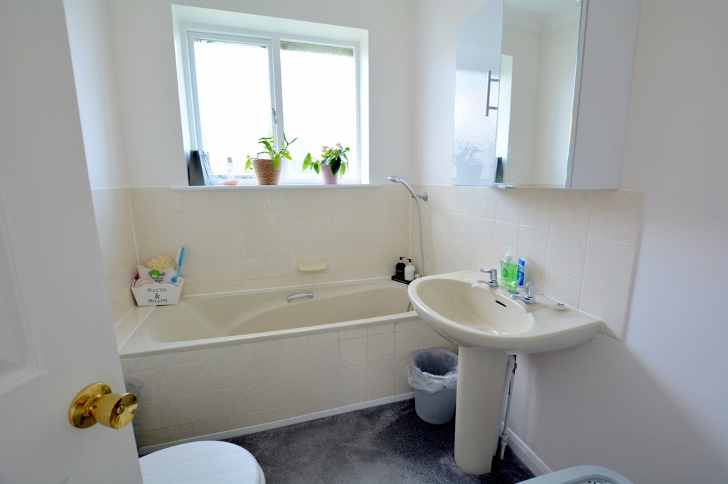 Dewlands Road, Verwood Edwards Estate Agents