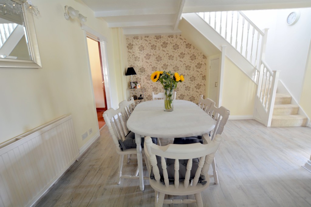 Dewlands Road, Verwood Edwards Estate Agents