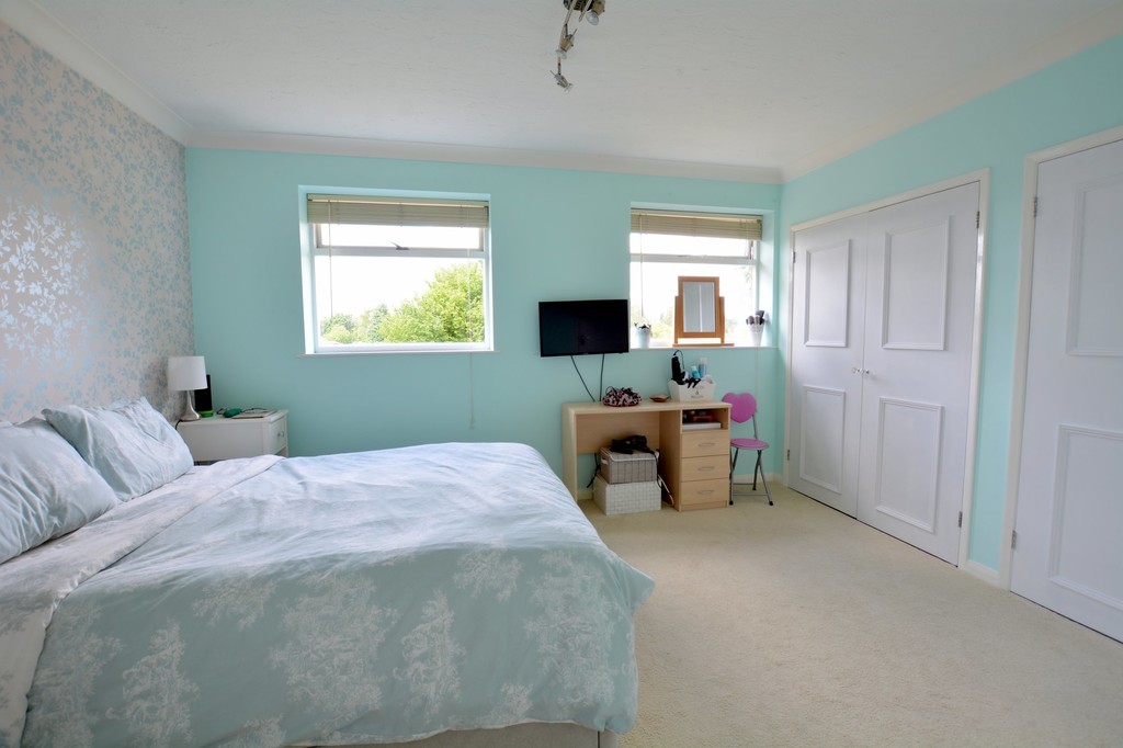 Dewlands Road, Verwood Edwards Estate Agents