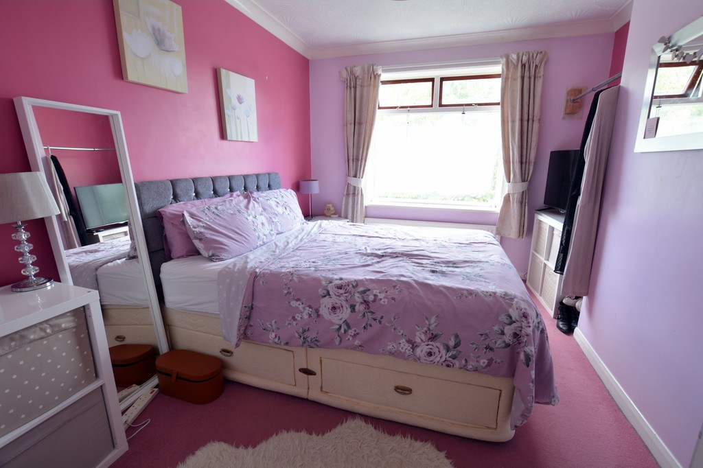 Dewlands Road, Verwood Edwards Estate Agents