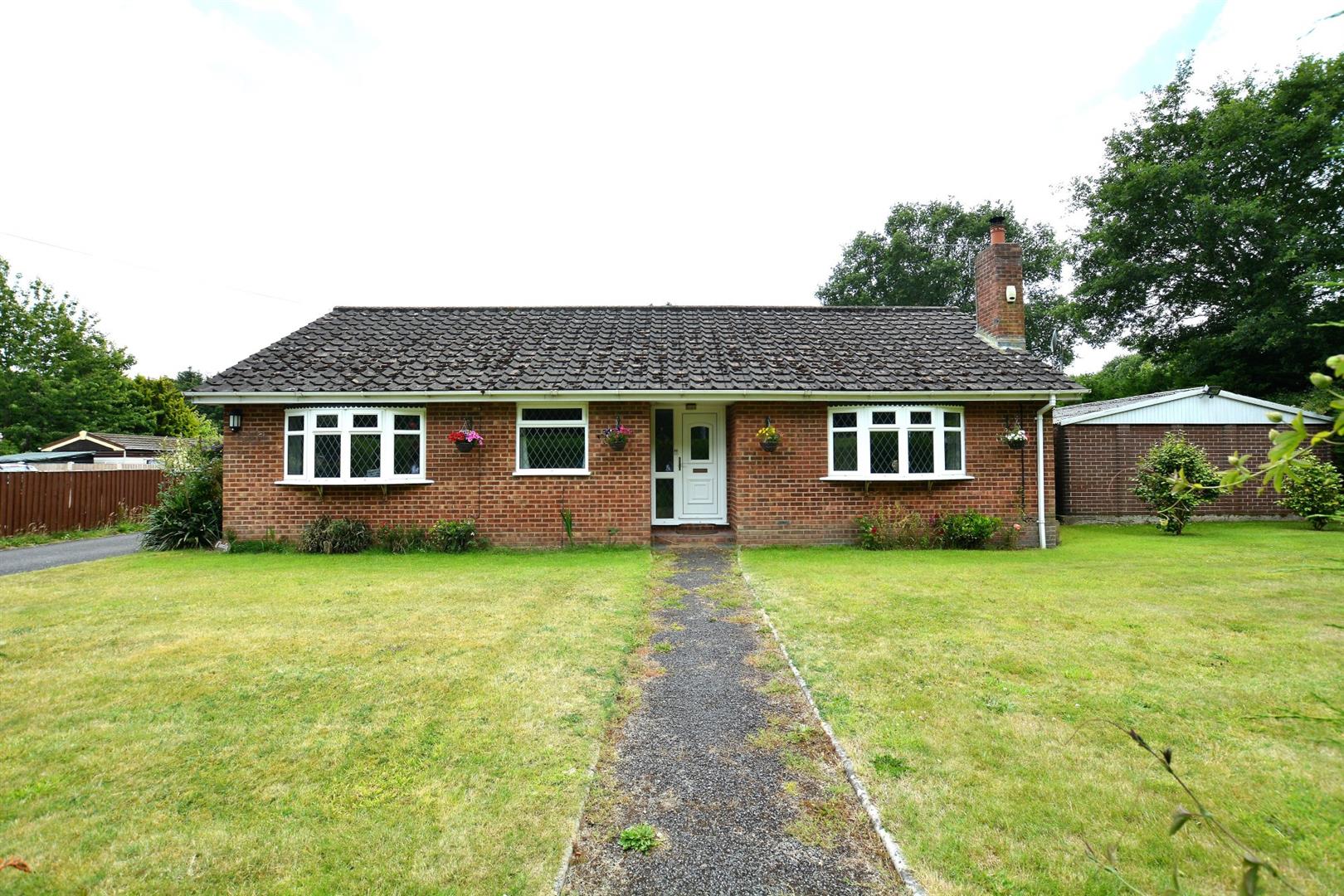 Ringwood Road, Three Legged Cross, Wimborne Edwards Estate Agents