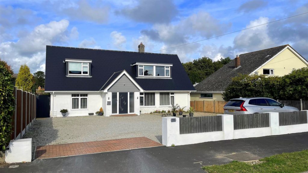 Lone Pine Way, West Parley, Ferndown Edwards Estate Agents