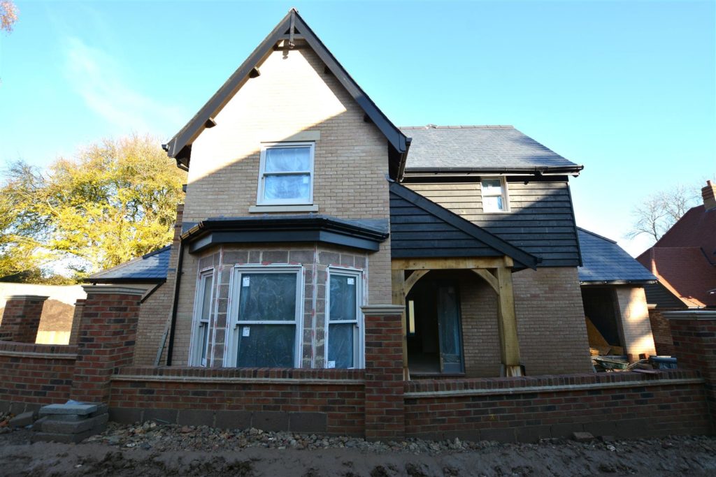 Crofton, Furzehill, Wimborne Edwards Estate Agents