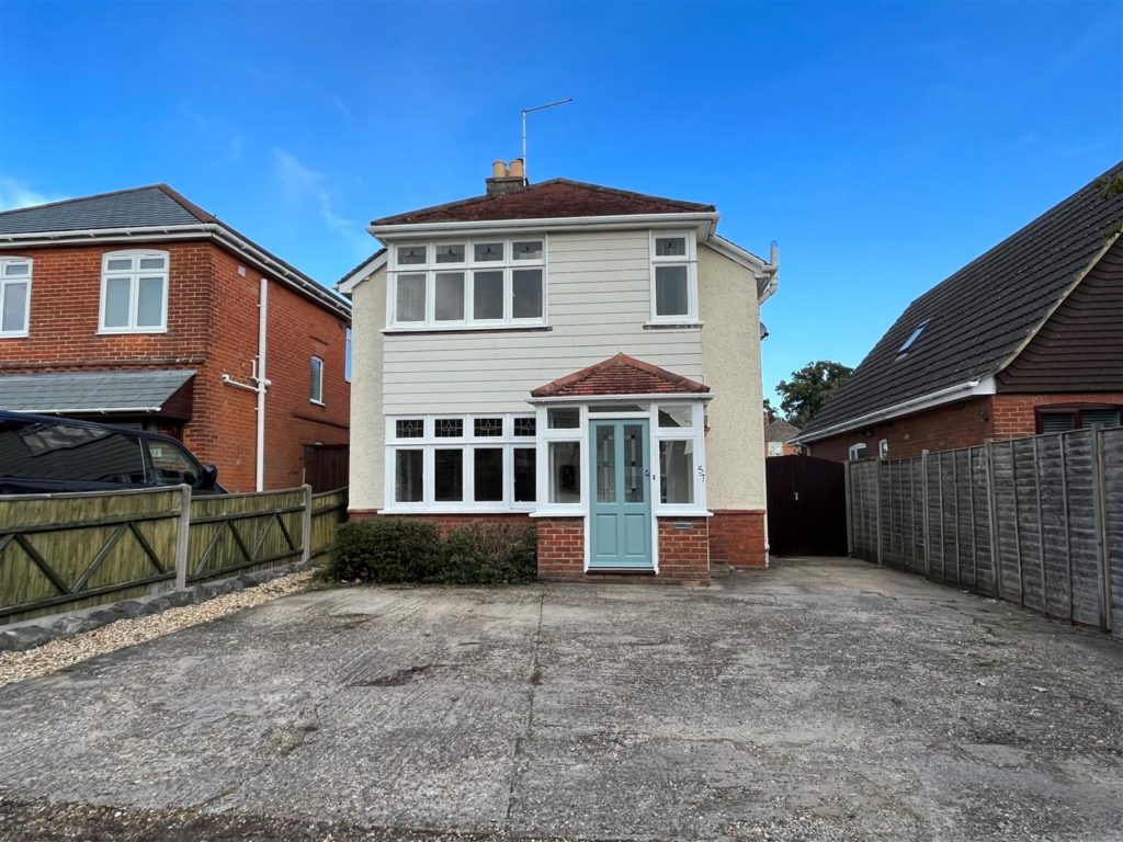 Leigh Road, Wimborne Edwards Estate Agents
