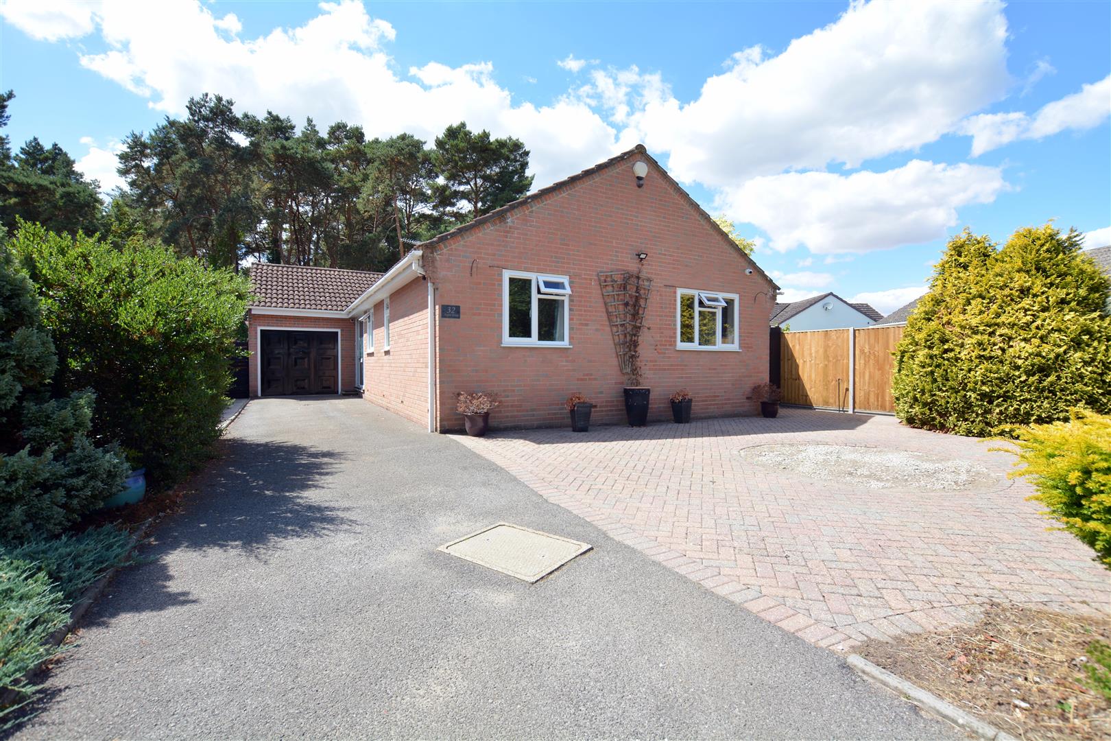 Aspen Drive, Verwood Edwards Estate Agents