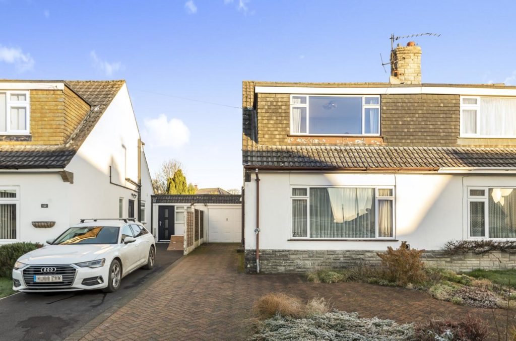 Foxcroft Drive, Wimborne Edwards Estate Agents