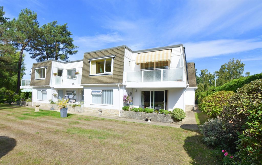 Glenmoor Road, West Parley, Ferndown Edwards Estate Agents