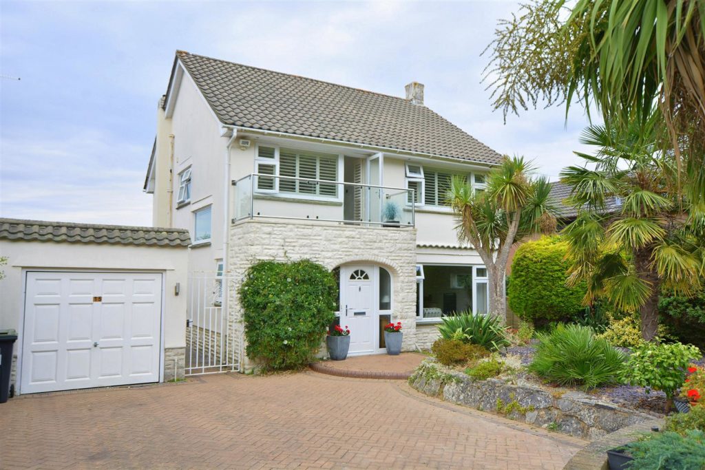 Headswell Avenue, Bournemouth Edwards Estate Agents